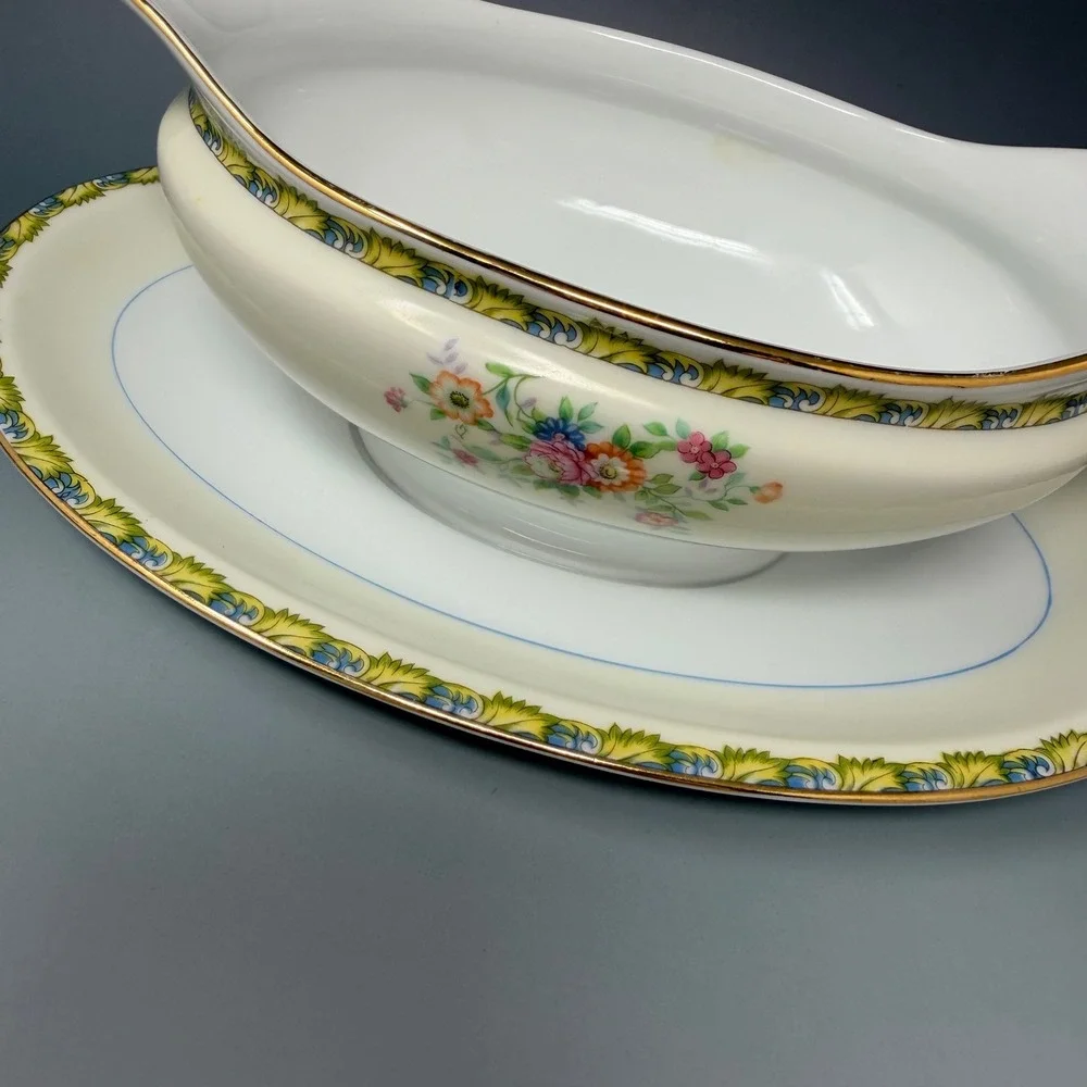 Vintage‎ Noritake Morimura Gravy Boat with Attached Underplate Floral Gold Trim